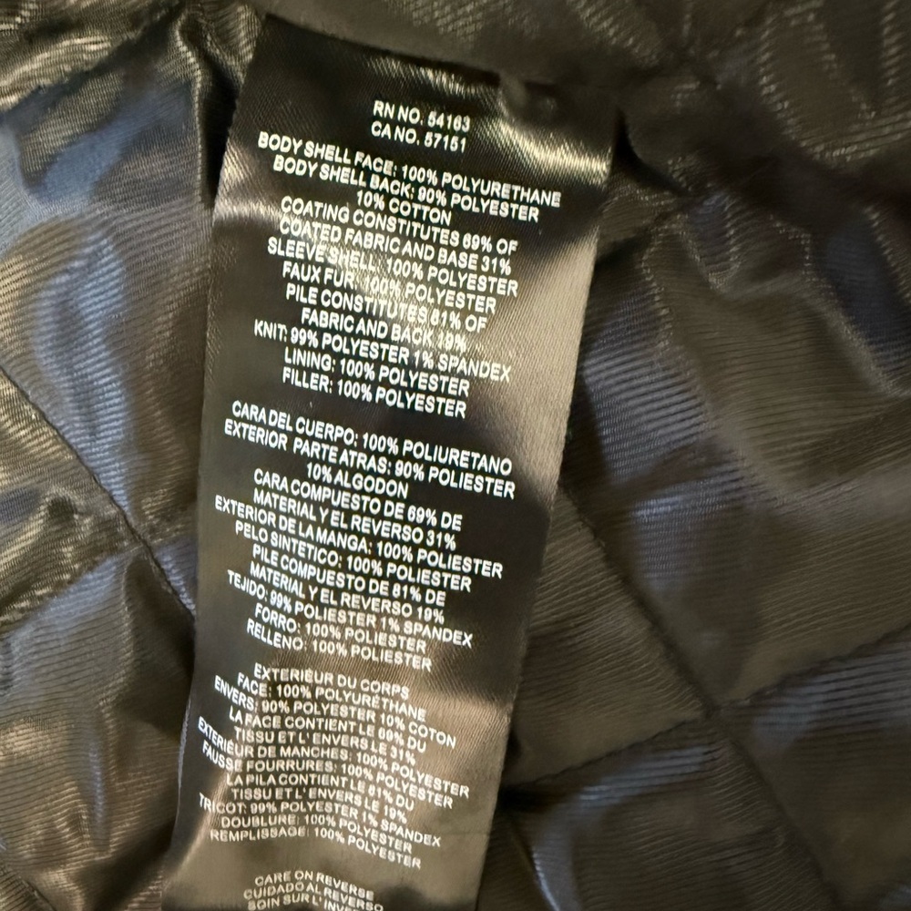 DKNY Men's Black zippered Front Jacket With Detachable Faux Fur Collar R13 - Picture 8 of 12
